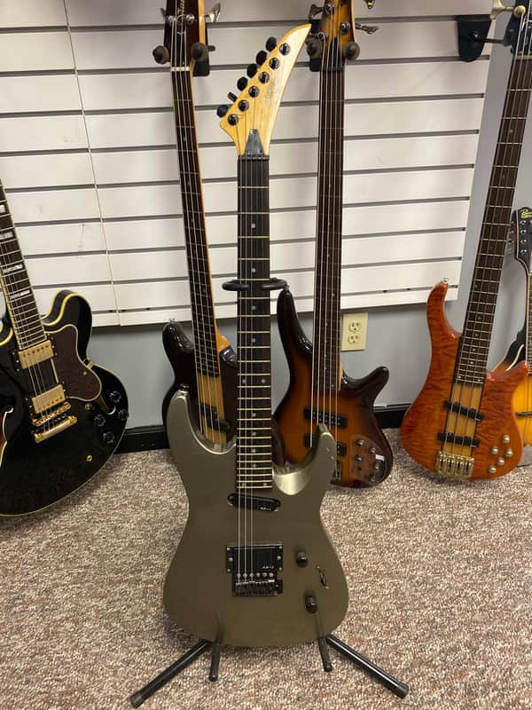 Stinger SSL by Martin & Co. Pearlescent Gold Electric Guitar image 1