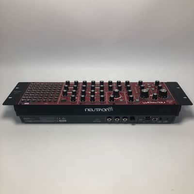 Behringer Neutron image 2