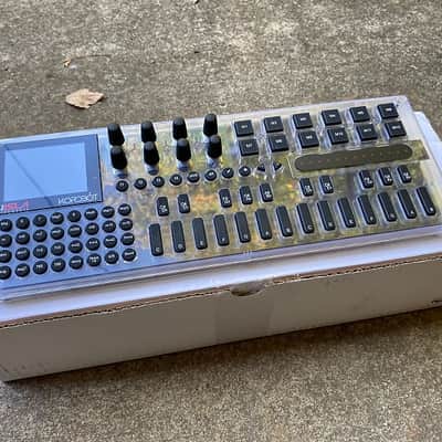 Isla Instruments Kordbot MIDI Controller | Reverb