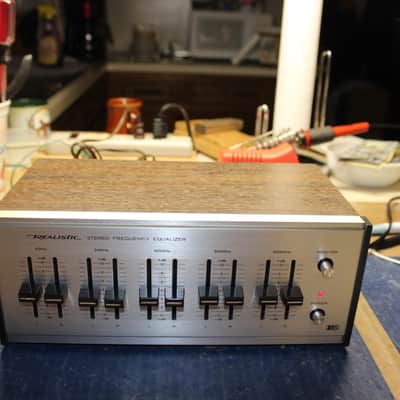 Restored Realistic  5 band Graphic Equalizer 31-1987 (9) with original box image 2