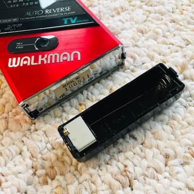 [RARE] Sony WM F101 Walkman Cassette Player, Beautiful Red !! Tested & Running !! image 10
