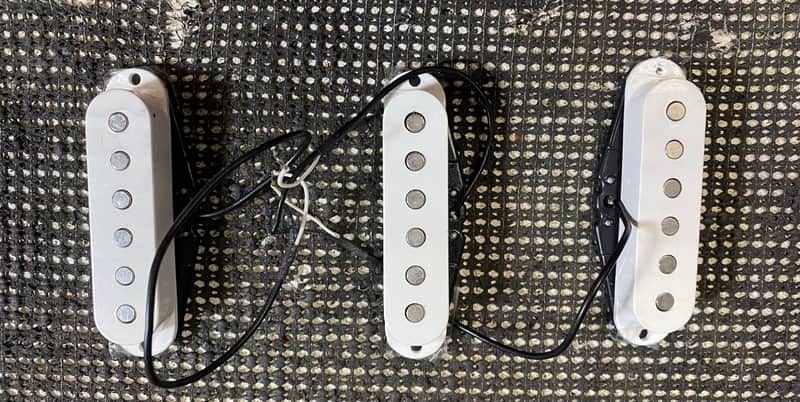 Unmarked Set of 3 Strat Style Pickups image 1