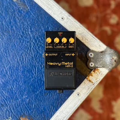 BOSS HM-2 Heavy Metal