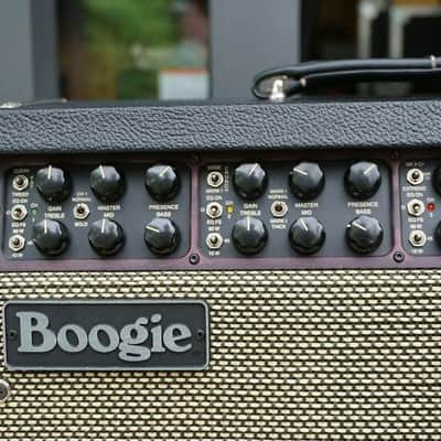 Mesa Boogie Mark V 1x12 Combo , Black , Wicker image 2