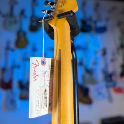 Fender American Ultra Stratocaster Left-handed - Texas Tea with Maple Fingerboard *FREE PLEK WITH PURCHASE*! 103 image 10