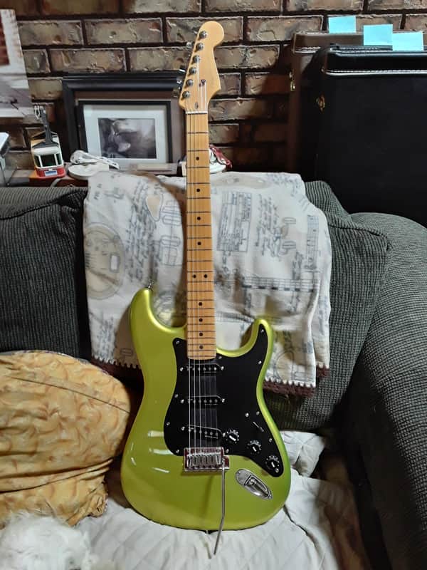 Fender American Ultra II Stratocaster with Maple Fretboard 2024 - Present - Solar Flare image 1