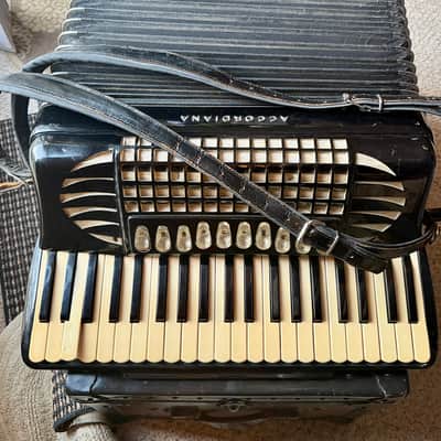 Vintage Excelsior Accordiana Professional Model 911 Piano Accordion w/ Original Case image 13