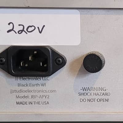 JJ Electronics x 2 API 512 Microphone Mic Pre Preamp Clone Rackmount - with Classic Tamura Transformers image 7