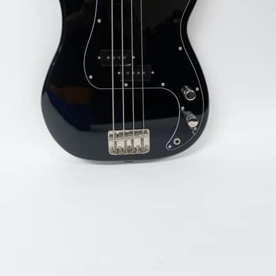Squier Classic Vibe '70s Precision Bass 2015 - Present - Black image 1