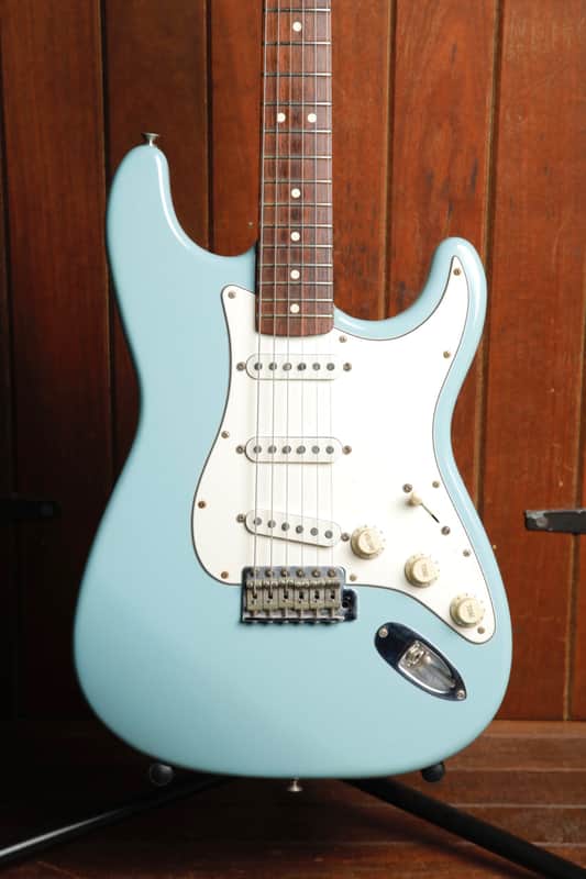 Fender Classic Player '60s Stratocaster | Reverb