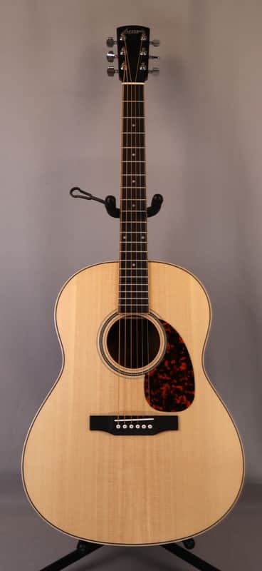 Larrivee L-03 Natural | Reverb