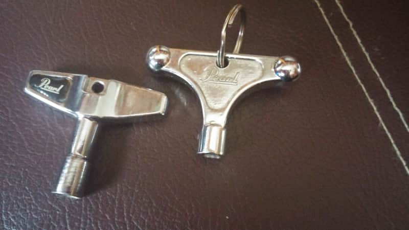 2 VINTAGE Pearl Drum Keys / Drum Parts image 1