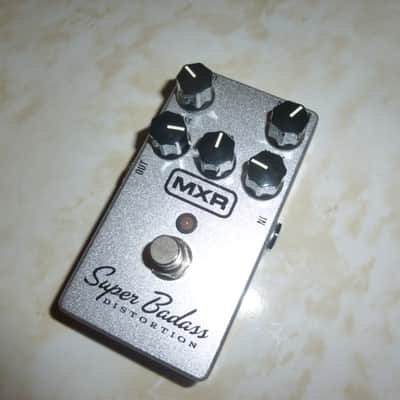 MXR M75 Super Badass Distortion 2013 - Present - Silver image 2
