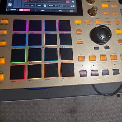 Akai MPC One Standalone MIDI Sequencer Gold Edition 2020 - Present - Gold image 6