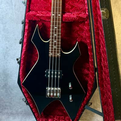 B.C. Rich Warlock Revenge  2001 - Black w/Coffin Case image 1