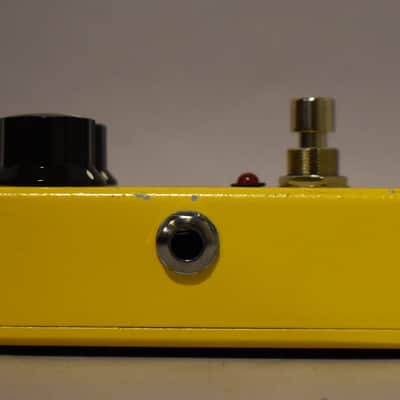 1990s MXR Distortion + Block Logo Reissue Distortion Effects Pedal Yellow image 5