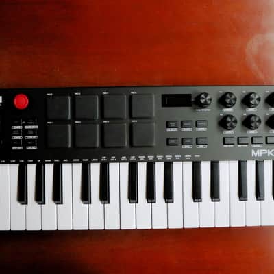 Akai MPK Mini Plus w/ANALOG case 37-Key MIDI Controller 2022 - Present - Black