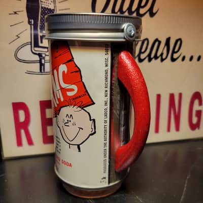 Lo Fi Soda Can Microphone - Cherry, I Like Worms image 2