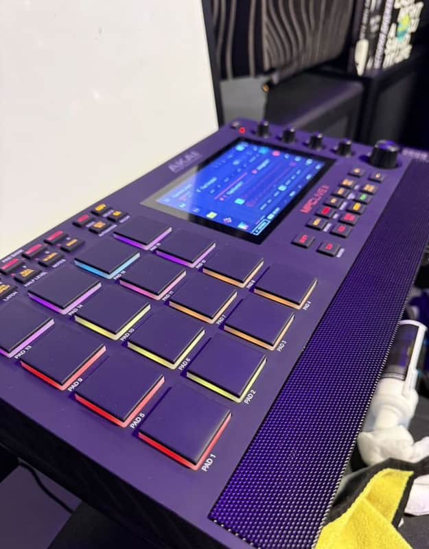 Akai MPC Live II Standalone Sampler / Sequencer 2020 - Present - Black image 1