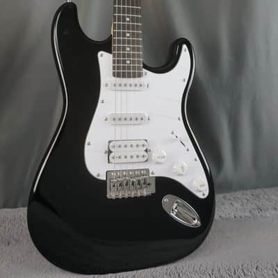 Donner Standard Series HSS Strat-Style Electric Guitar – Black – Gig Bag image 2
