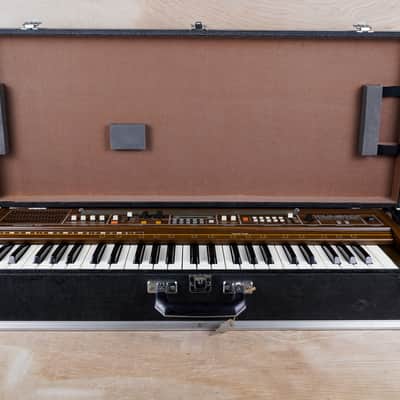 Casio CT-501 Casiotone 49-Key Synthesizer 1980s Natural Woodgrain 100V Vintage Japan w/ MS-1 Barcode Reader, Test Charts, Manual, Hard Case image 3