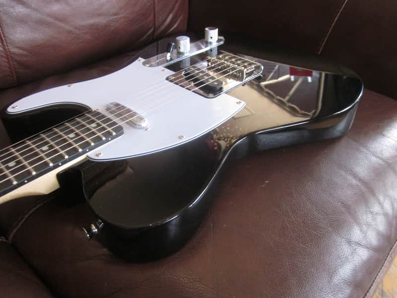 Jay Turser JT-LT-BK-A-U Electric Guitar Single Cutaway Black/White image 1