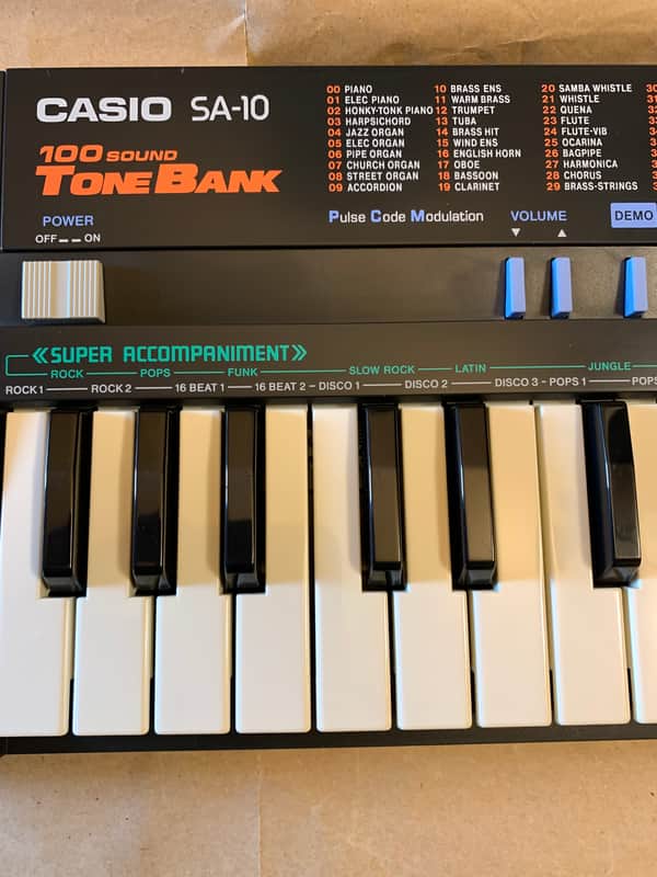 Casio SA-10 Black 32key Keyboard mini Synth Bjork's Favourite Casio SA-10 Black 32key Keyboard mini Synth Bjork's Favourite
