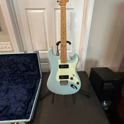 Fender Noventa Stratocaster 2021 - 2023 Daphne Blue image 1