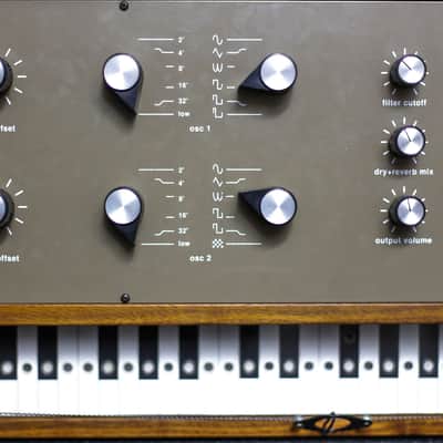 THEREVOX ET-4.1 ANALOG SYNTHESIZER ONDES MARTENOT CLONE W/ ROAD CASE grlc2024 image 3
