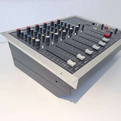 Studer A779 Mischpult - Silber image 4
