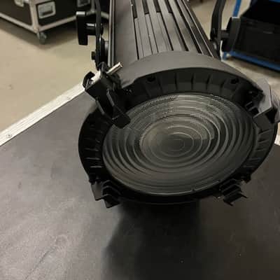 Briteq BT-Theatre HD2 LED Fresnel 200W RGBAL image 3