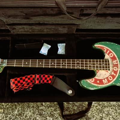 Disruptor Jazz Bass (Squire Parts-caster) - Racing Green Gloss image 3