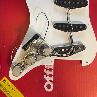 Unbranded Loaded Stratocaster Pickguard image 2