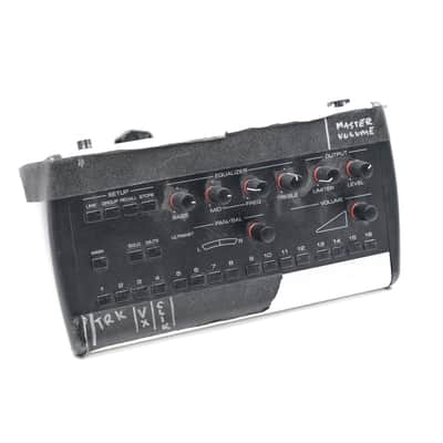Behringer Powerplay P16-M Owned by Deryck Whibley Of Sum 41 image 2