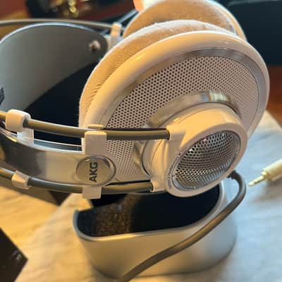 AKG K701 Premium Class Reference Headphones image 6