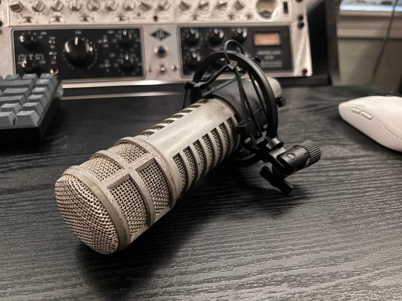 Electro-Voice RE20 Cardioid Dynamic Microphone 1968 - Present - Gray image 1