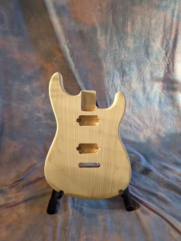 Strat HH body, Rear Routed, Poplar, unfinished image 1