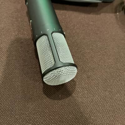 Universal Audio Sphere LX Large Diaphragm Modeling Microphone 2023 - Present - Black image 4