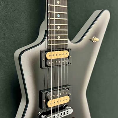 Dean - USA - ML - Patents Pending - Reverse Silverburst - DiMarzio Super Distortion Zebra Pickups - Silver Hardware - OHSC - Call for Best Price !!! image 4