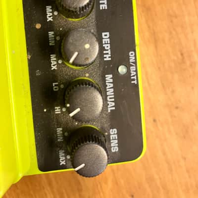 Behringer UW300 Ultra Wah 2010s - Green image 2