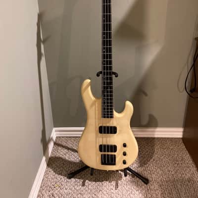Gibson IV Bass 1987 Pearl White image 1