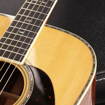 Martin Custom Shop Dreadnought Highly Flamed Koa 42 Style 2024 image 8