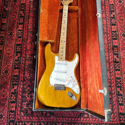 1975 Fender Stratocaster  Natural image 20
