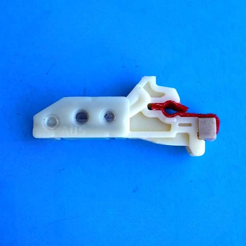 KURZWEIL PC88 Keyboard Piano Replacement Part: Black Key Hammer Weight [RIGHT] imagen 1