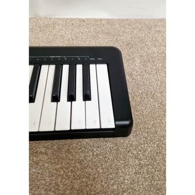 Alesis Q49 - Fair image 2