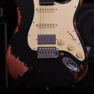 Dhatarattha HSS Strat-Style – Black Nitro Relic image 3