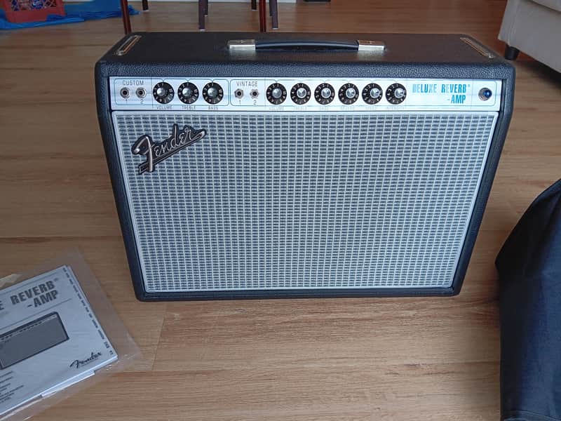 Fender '68 Custom Deluxe Reverb 2-Channel 22-Watt 1x12" Guitar Combo 2013 - Present - Black image 1