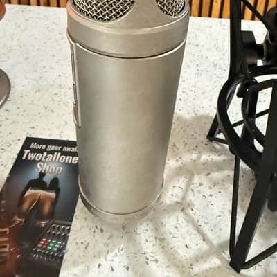 Rode NT2-A Studio Solution Set - RØDE NT2-A Multi-Pattern Condenser Microphone w/ SM6 Shock Mount & Pop Filter image 12