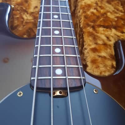 Music Man Stingray limited edition Sequoia Gold 2008 image 4