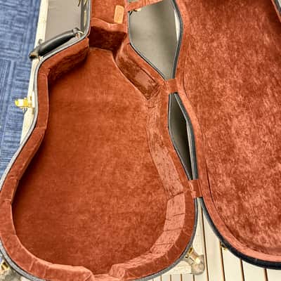 Martin D-28 Marquis Acoustic 2011 Adirondack Spruce Top, East Indian Rosewood Back & Sides with Hardshell Case - Pre Owned image 14